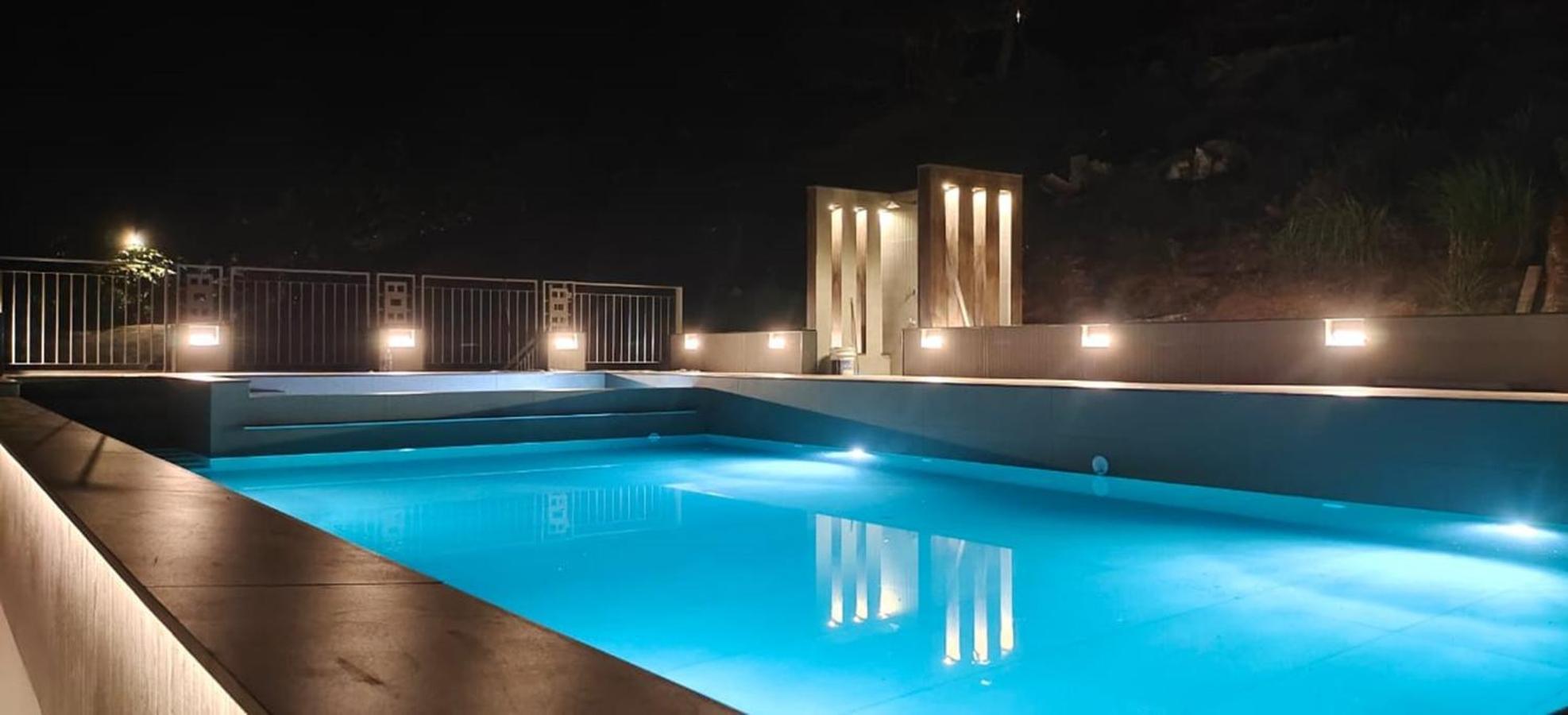 Windale Resorts Pooppara Екстер'єр фото