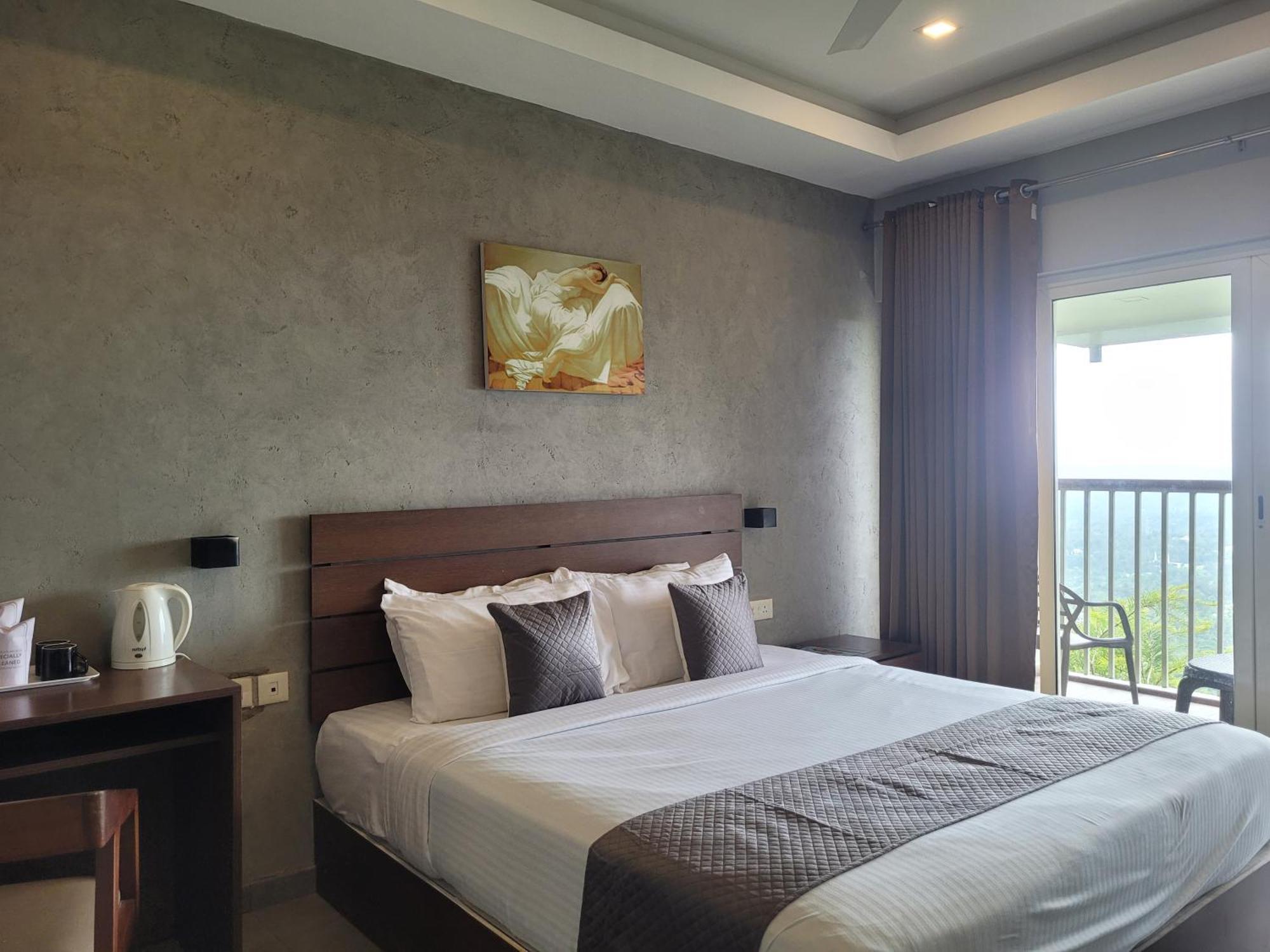 Windale Resorts Pooppara Екстер'єр фото
