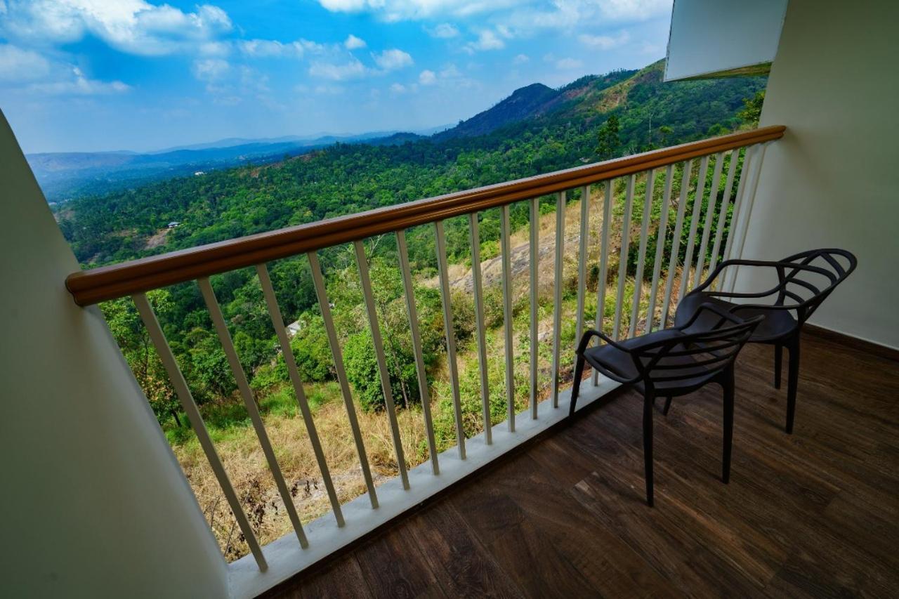Windale Resorts Pooppara Екстер'єр фото