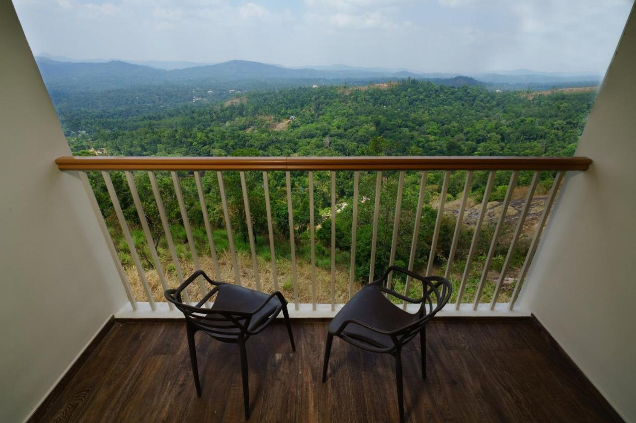 Windale Resorts Pooppara Екстер'єр фото